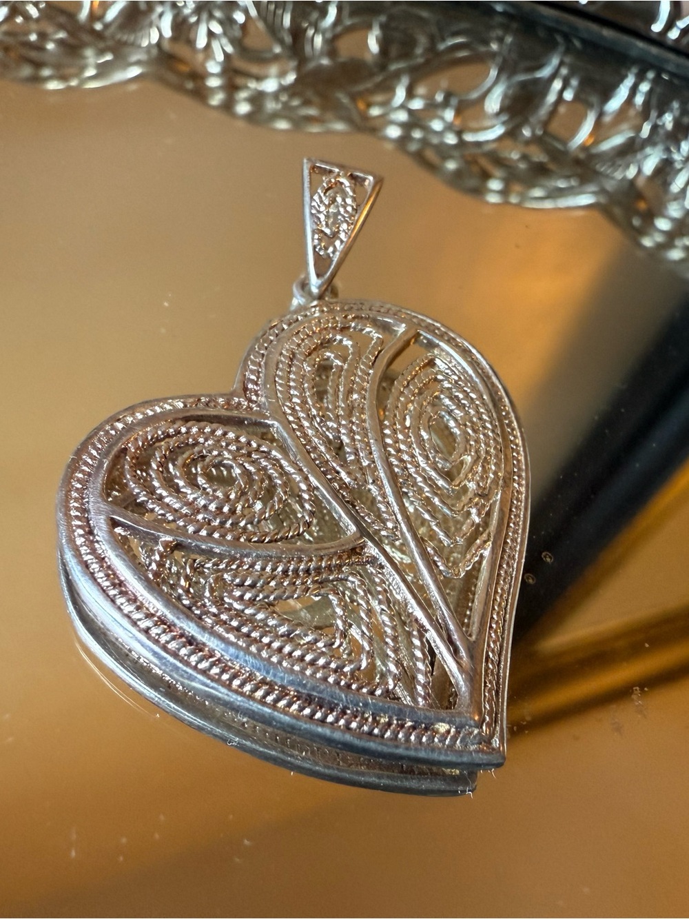 Vintage 925 Sterling Silver Heart Filigree Pendant Necklace - Silver
